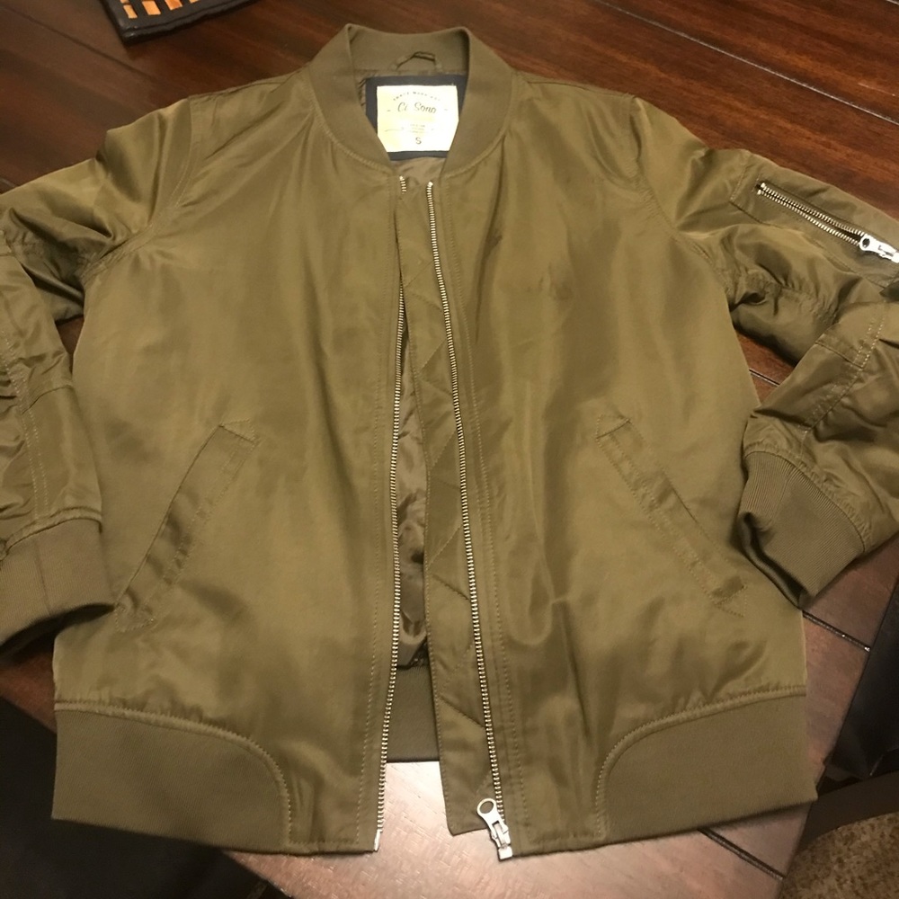 Bomber jacket